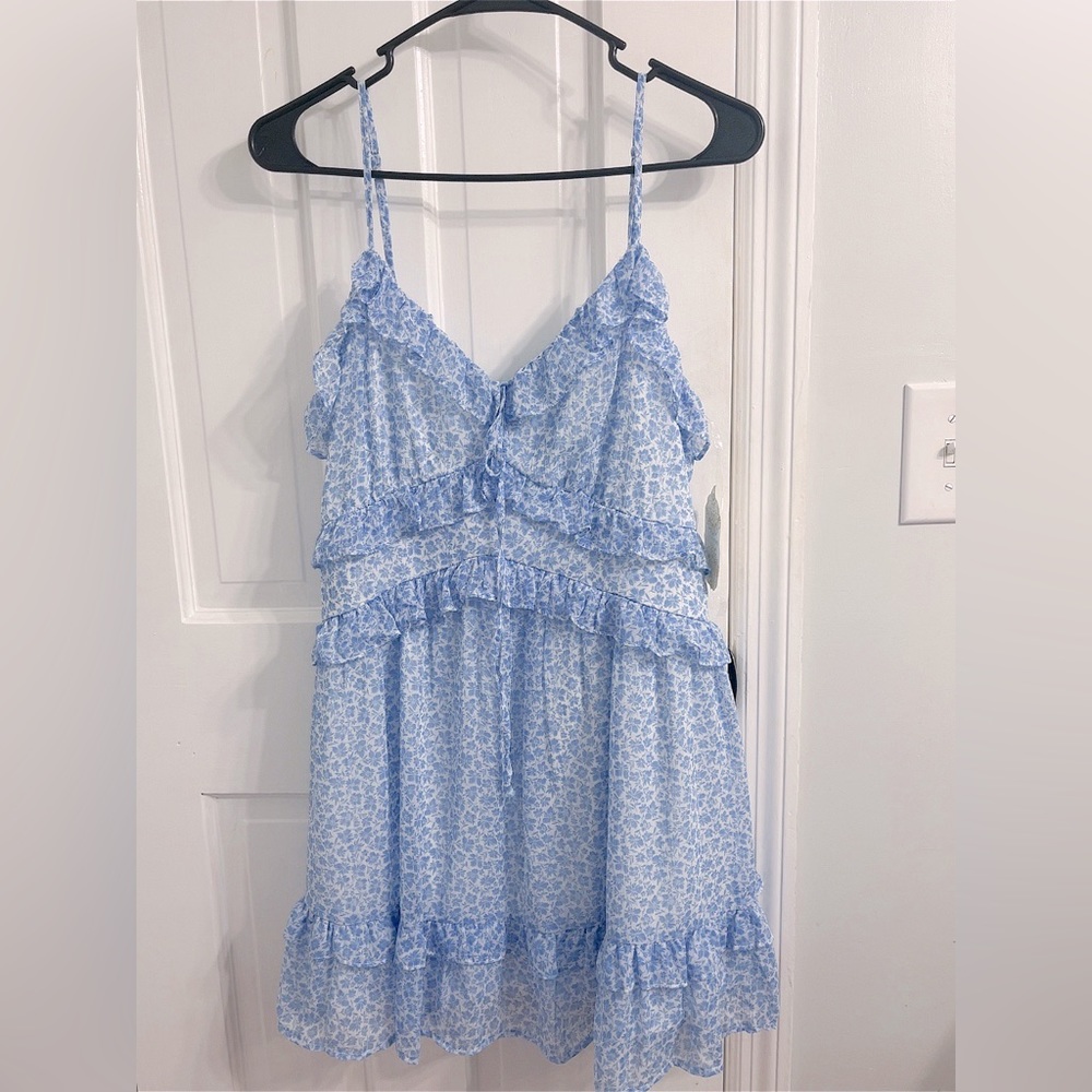 altar’d state dress blue and write flower print